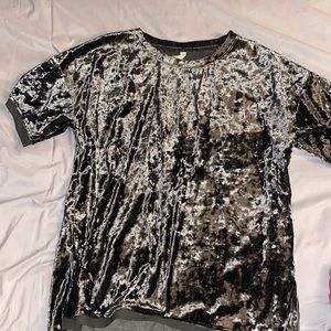 Like new olive green top